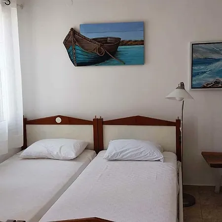 Apartment Nesaea